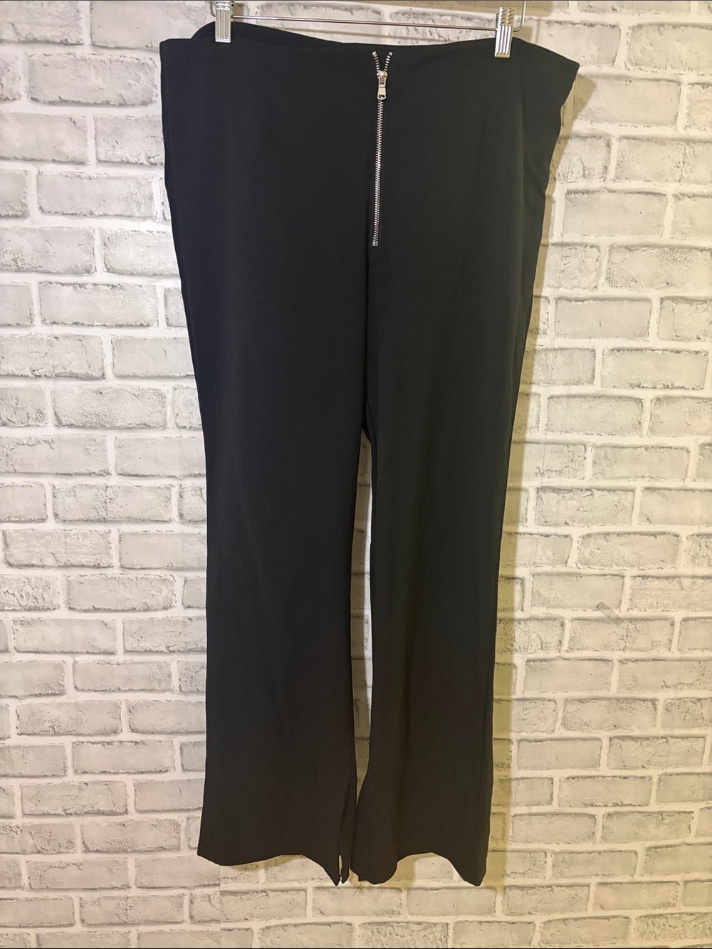 H&M Divided Black loose fit dress pants, size 16